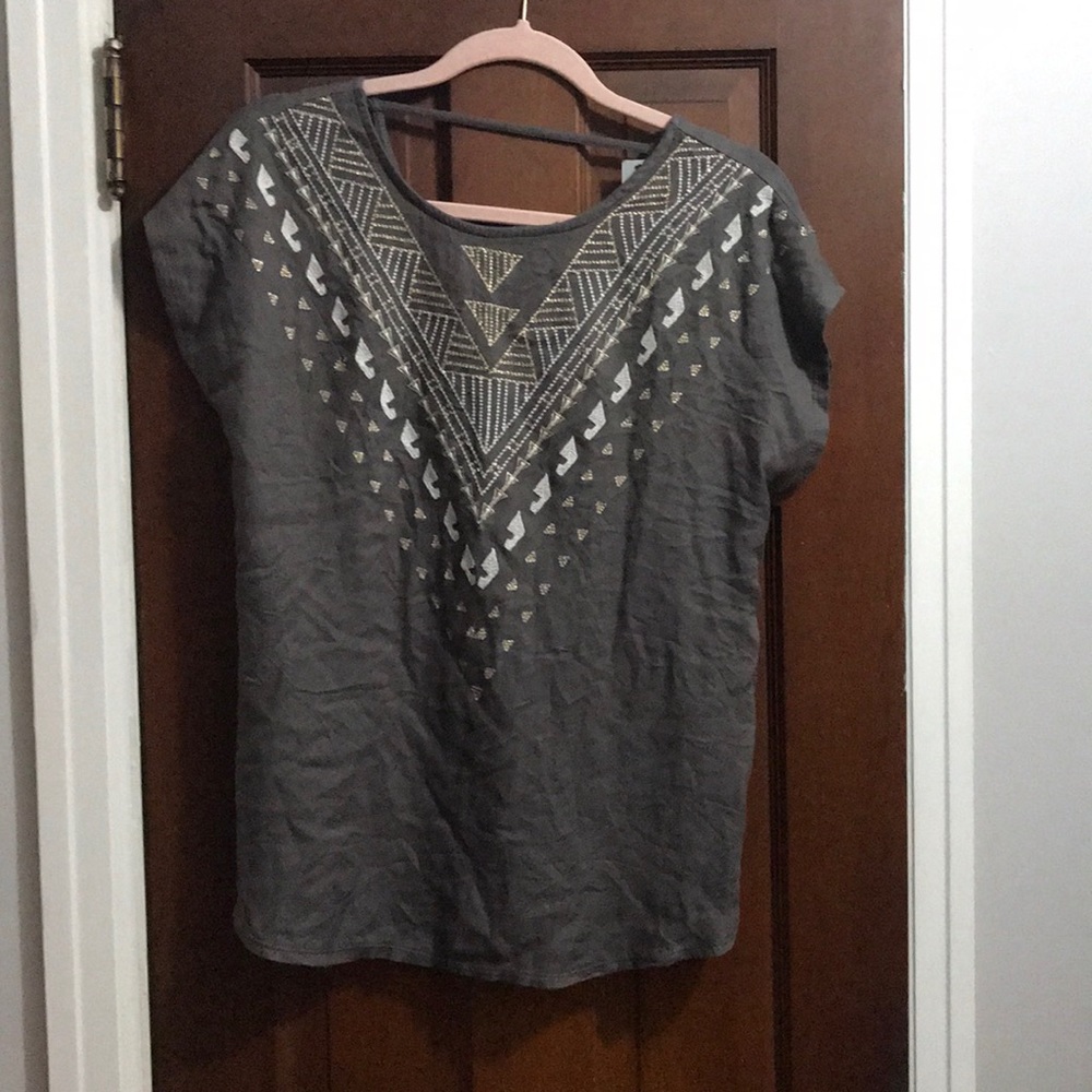 NWT ‼️ Apt 9 shirt. PRICE ⬇️⬇️⬇️